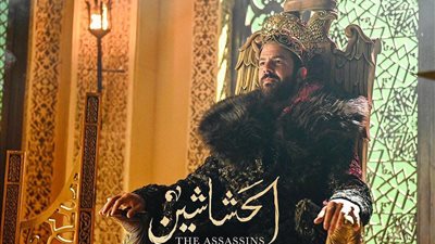 عمر الشناوي: الحشاشين أول عمل تاريخي يحظى بكم المشاهدات دي.. وفتح الباب للنبش في التاريخ