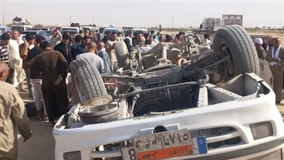 إصابة 12 شخصا في حادث انقلاب سيارة ميكروباص بالفيوم