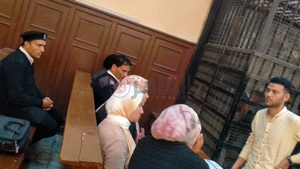 أول ظهور لـ الطالبة