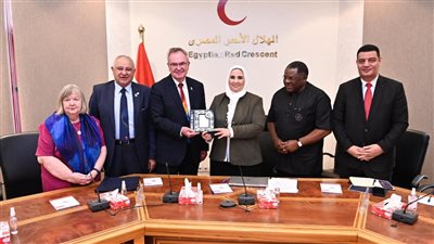 وزيرة التضامن تبحث مع أندية الروتاري الدولي التعاون في تنفيذ المشروعات الخدمية والتنموية