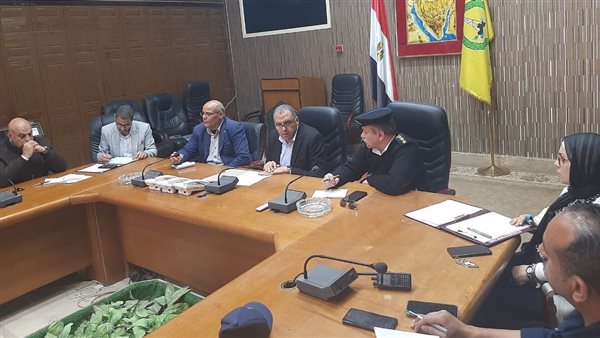 جانب من اجتماع السكرتير