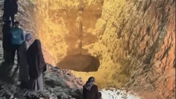 استخراج جثمان الشاب