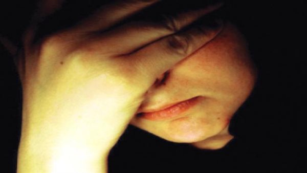 سيدة-تعبيرية