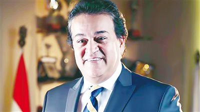 وزير الصحة يتفقد مستشفى محلة مرحوم التخصصي في الغربية