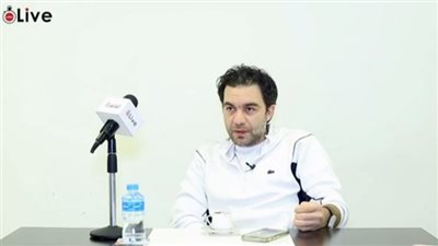 مش أنا السبب.. شريف رمزي يكشف سبب اعتزال زوجته ريهام أيمن المؤقت | فيديو