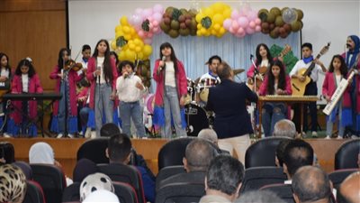 مسلمون وأقباط.. البورسعيدية يحتفلون بعيد الفطر في حفل بالديوان العام للمحافظة | صور 