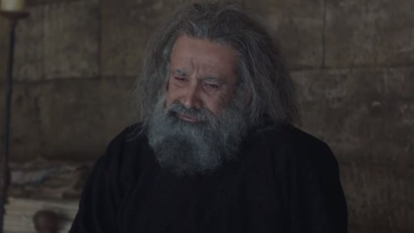 كريم عبد العزيز من