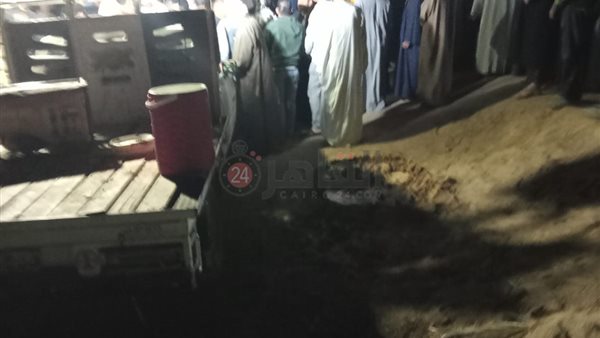 تشييع جثمان مسنة