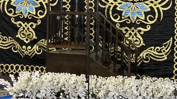 بالورد والبالون ساحة