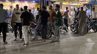 واقفين طوابير..الكشري يتسيد المأكولات أول أيام عيد الفطر بالأقصر | صور 