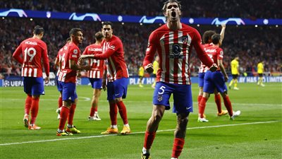 نتيجة مباراة بوروسيا دورتموند وأتلتيكو مدريد.. الأسبان يتقدمون في الشوط الأول 