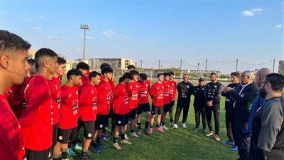 جمال علام يجتمع مع لاعبي منتخب الناشئين على هامش معسكرهم بالقاهرة