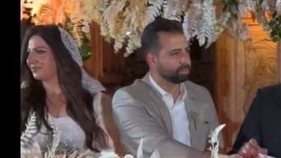 عقد قران على أجنبية في القاهرة.. والمأذون: عايز مترجم للإشهار