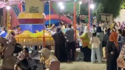 إقبال كبير من المواطنين على الملاهي والحدائق والشواطئ في ثالث أيام عيد الفطر | بث مباشر