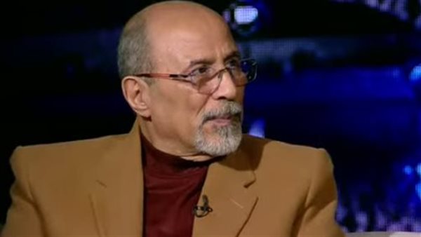 أنور عبد المغيث مؤلف