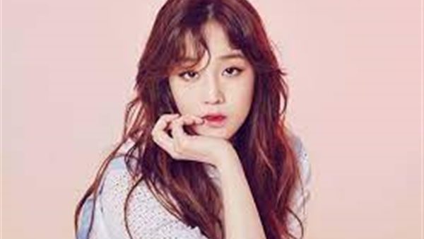 المغنية الكورية بارك