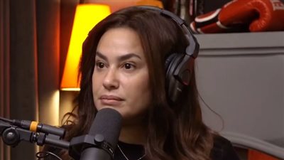 هند صبري: جريت ورا نجمة عشان أتصور معاها ورفضت.. ومدرسة الدين غصبت بنتي تكتب باليمين