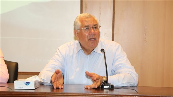 وزير الزراعة