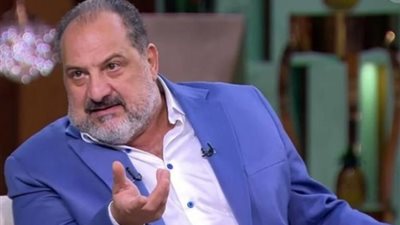 تعزية خالد الصاوي في كلبته كيم تثير جدلًا واسعًا بين الشيوخ 