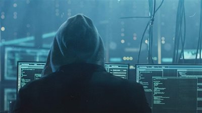 إعلام إسرائيلي: تقارير باختراق موقع وزارة الدفاع ونشر بيانات حساسة