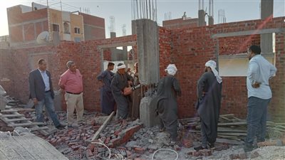 محافظ أسيوط: إزالة 25 حالة تعد واسترداد 1960 متر مربع مباني بديروط والغنايم 