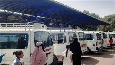 إجراءات صارمة لمواجهة سائقي سيارات السيرفيس بأسوان لعدم الالتزام بالتعريفة