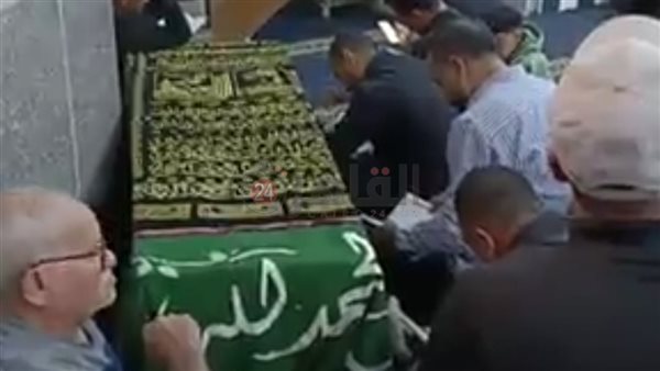 جثمان والد الكابتن