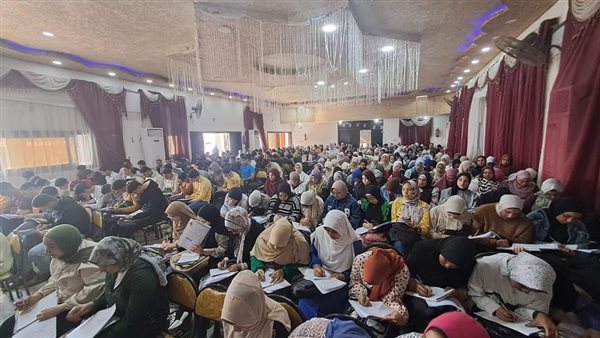 قوافل تعليمية لطلاب