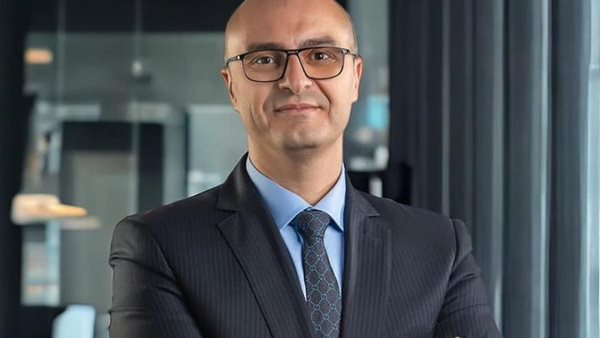 رئيس جهاز تنظيم الاتصالات