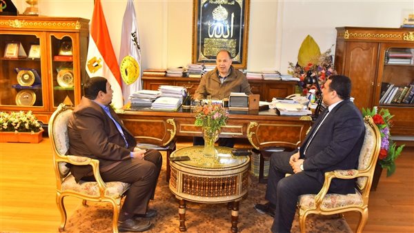 محافظ أسيوط