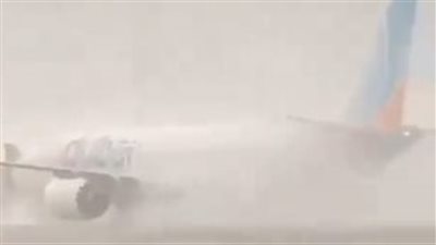 وقف العمليات بمطار دبي 25 دقيقة بسبب الأحوال الجوية 