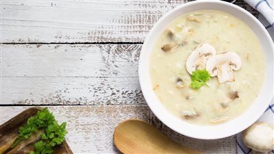 بنكهة المشروم المميزة.. طريقة عمل البيكاتا فراخ