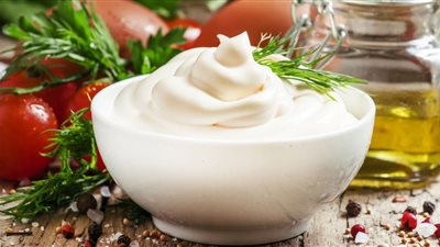 طريقة عمل المايونيز بالزبادي في المنزل بخطوات بسيطة