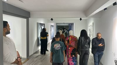 افتتاح معرضي وجوه التعبير وخطوط الأنا بمشاركة فنانين دوليين