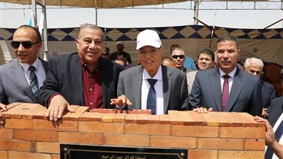 وضع حجر أساس مشروع موقف إقليمي على مساحة 5 أفدنة بالمنيا الجديدة