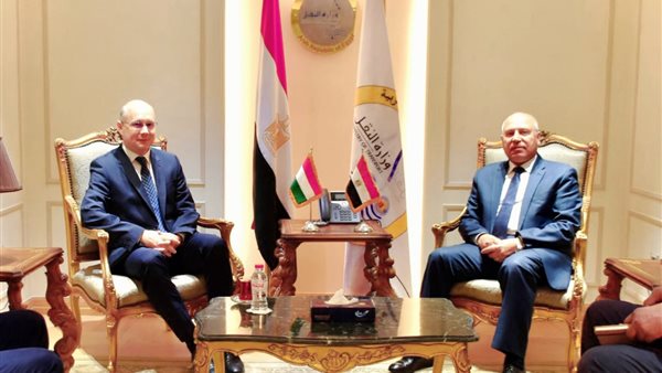 لقاء وزير النقل مع