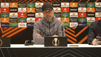 كلوب: لدي خبرة تدريبة كافية للتعامل مع المواجهة المقبلة.. وجهزت خطابًا للاعبين قبل المباراة 