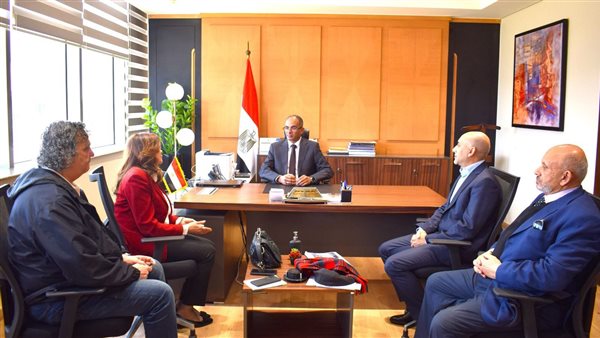 جانب من لقاء نائب