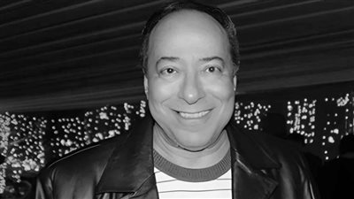 رئيس دائرة الثقافة ينقل تعازي حاكم الشارقة في وفاة الفنان صلاح السعدني