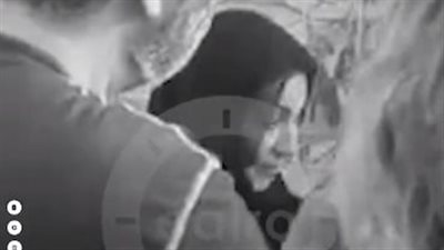 لم تتحمل الموقف.. بكاء وانهيار وفاء عامر لحظة الدعاء لـ صلاح السعدني في المقابر | فيديو