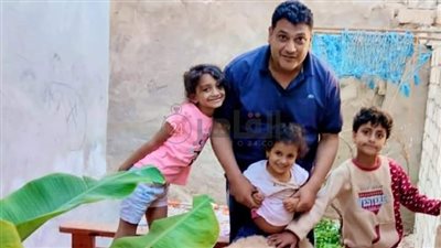 الأب يلحق بزوجته وأبنائه.. ارتفاع حالات الوفاة إلى 4 أفراد من أسرة واحدة في حادث تصادم بمطروح