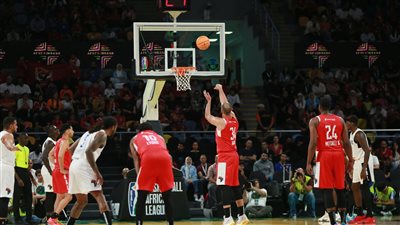 سلة الأهلي يفوز على بانجي في ثالث مواجهات الدوري الإفريقي