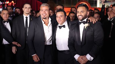 عمرو دياب يحيي حفل زفاف نجل محمد فؤاد| صور وفيديو 