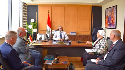 الإسكان تبحث مع الوكالة الألمانية التعاون المشترك بالمرحلة الثانية من برنامج إدارة دلتا مياه النيل 
