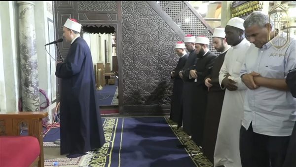 صلاة الجمعة من الجامع