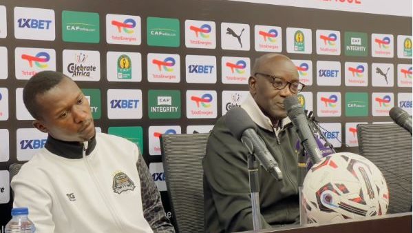 لامين ندياي مدرب