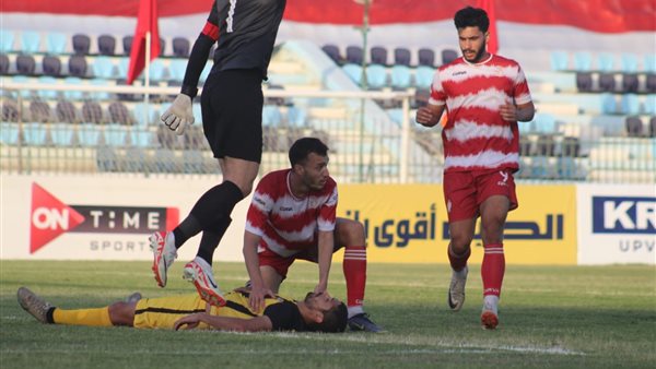 شاهد لحظة إصابة لؤي وائل لاعب المقاولون العرب خلال مباراة بلدية...