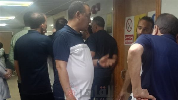 لاعبي المقاولين داخل