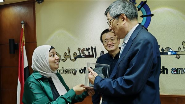 رئيس أكاديمية البحث