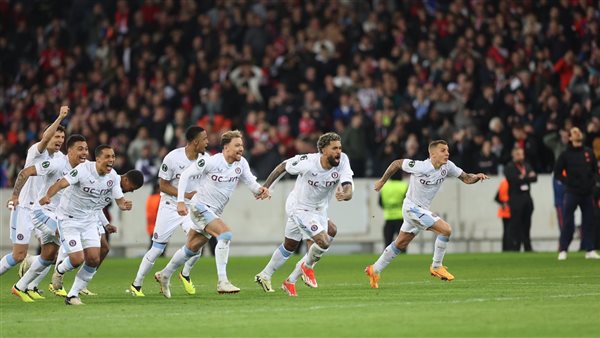 فريق أستون فيلا